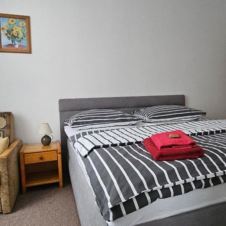 יאבלונץ נאד איזרו Apartment Ulrich מראה חיצוני תמונה